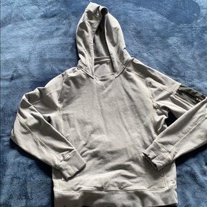 Lululemon Men’s Athletic Hoodie With Thumb Holes M